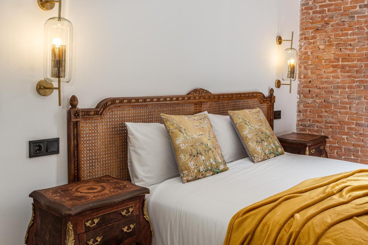 Queens House Chueca Madrid Ngoại thất bức ảnh