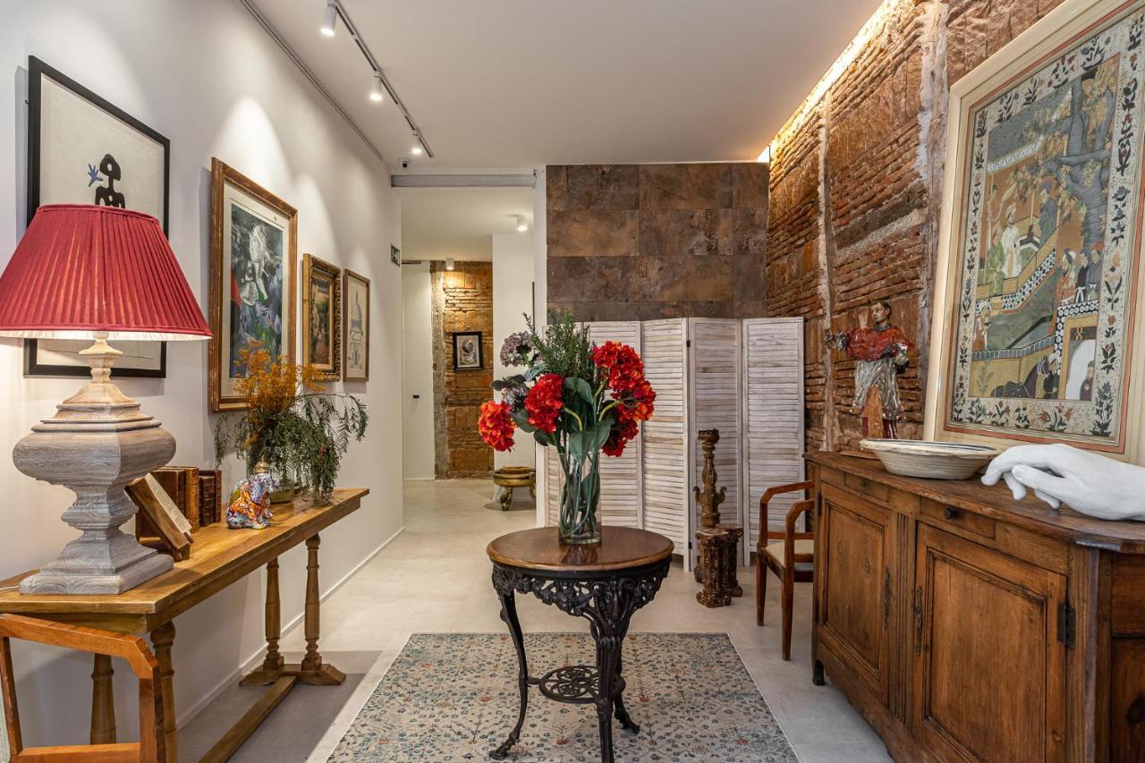 Queens House Chueca Madrid Ngoại thất bức ảnh