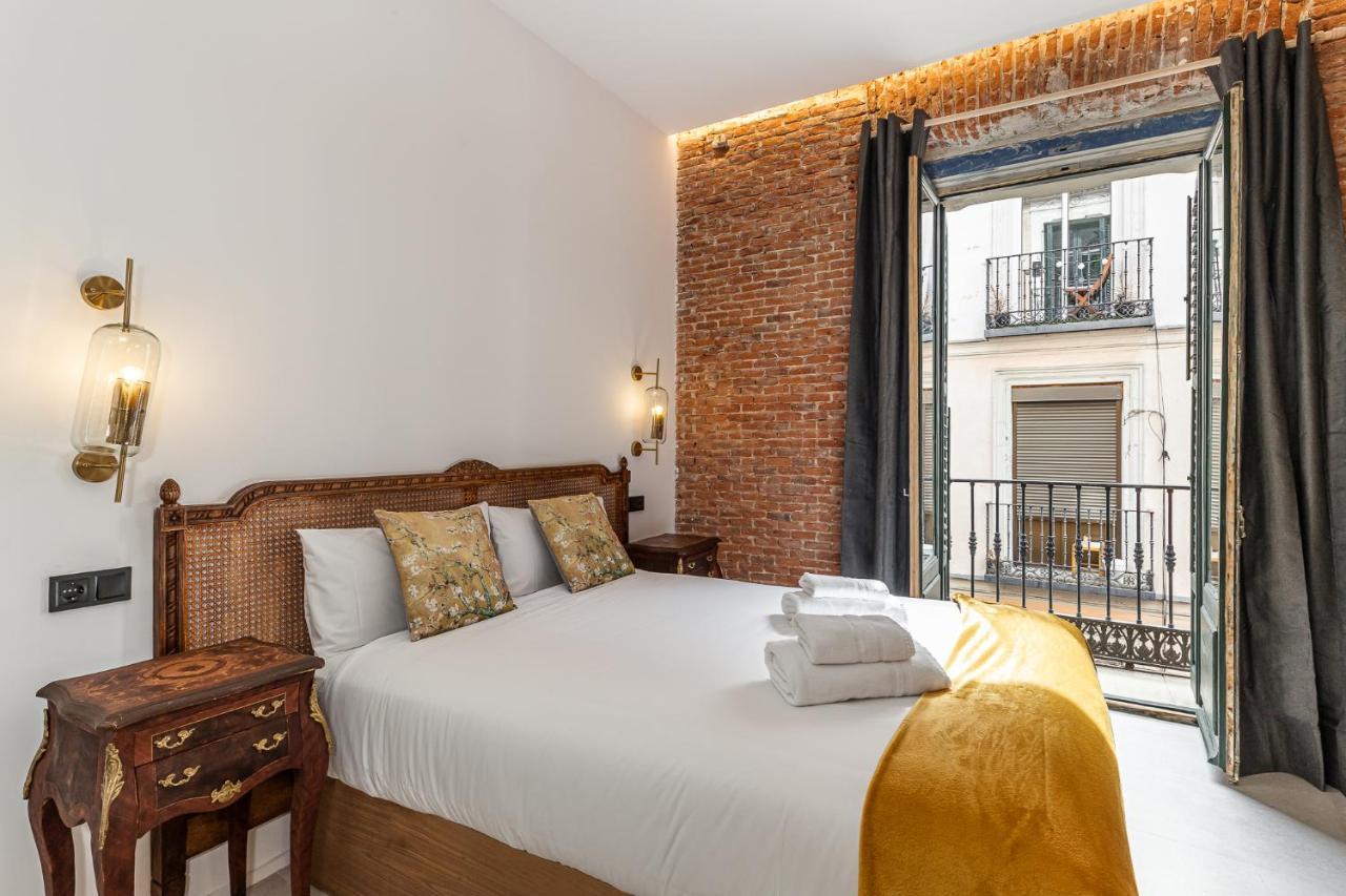 Queens House Chueca Madrid Ngoại thất bức ảnh