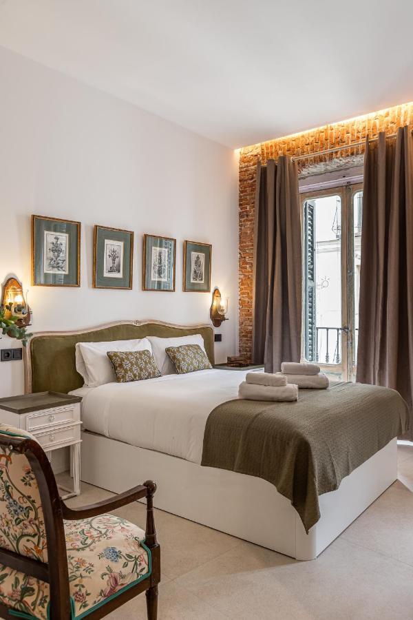Queens House Chueca Madrid Ngoại thất bức ảnh