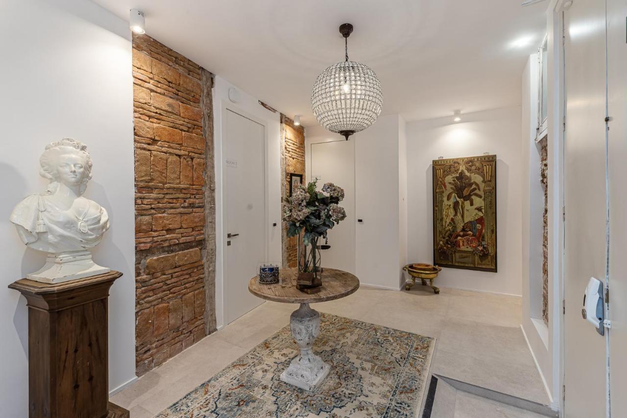 Queens House Chueca Madrid Ngoại thất bức ảnh